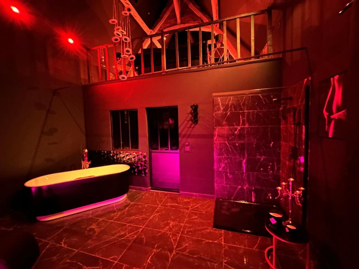 Loveroom De Luxe - Theme 50 Nuances De Grey Maison Privative Spa Insolite Douchy-les-Mines Ngoại thất bức ảnh